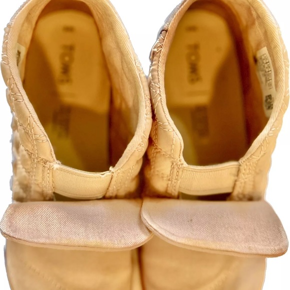 TOMS Paxton women's shoes size 6, perfect for your next adventure! - Picture 11 of 14